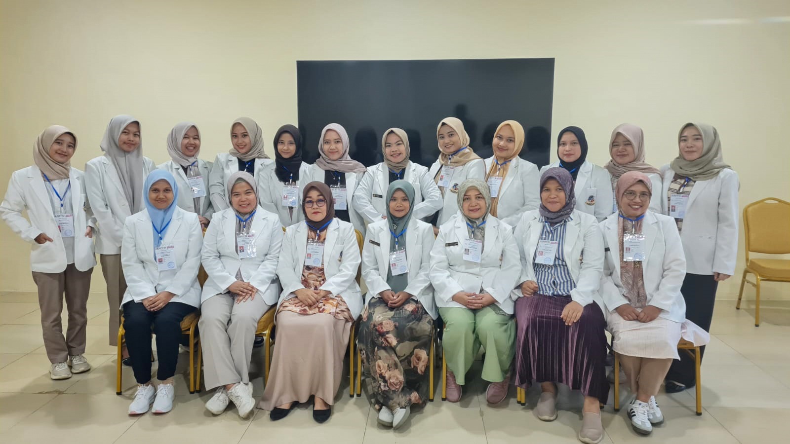 KEGIIATAN NASIONAL : UNAJA Gelar OSCE Perdana untuk Mahasiswa Profesi Apoteker dalam UKMPPAI 2025