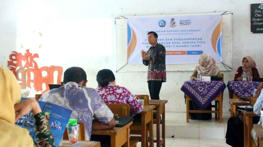 Pemaparan Materi 1 oleh Dian Fitra,S.Pd., M.Pd