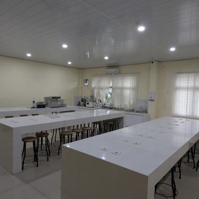 Laboratorium Farmasi 2