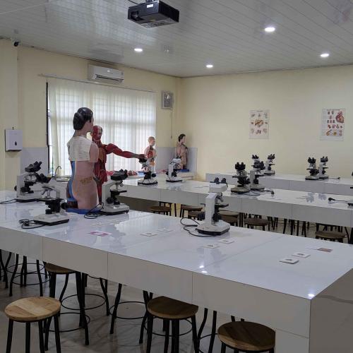 Laboratorium Kedokteran 18