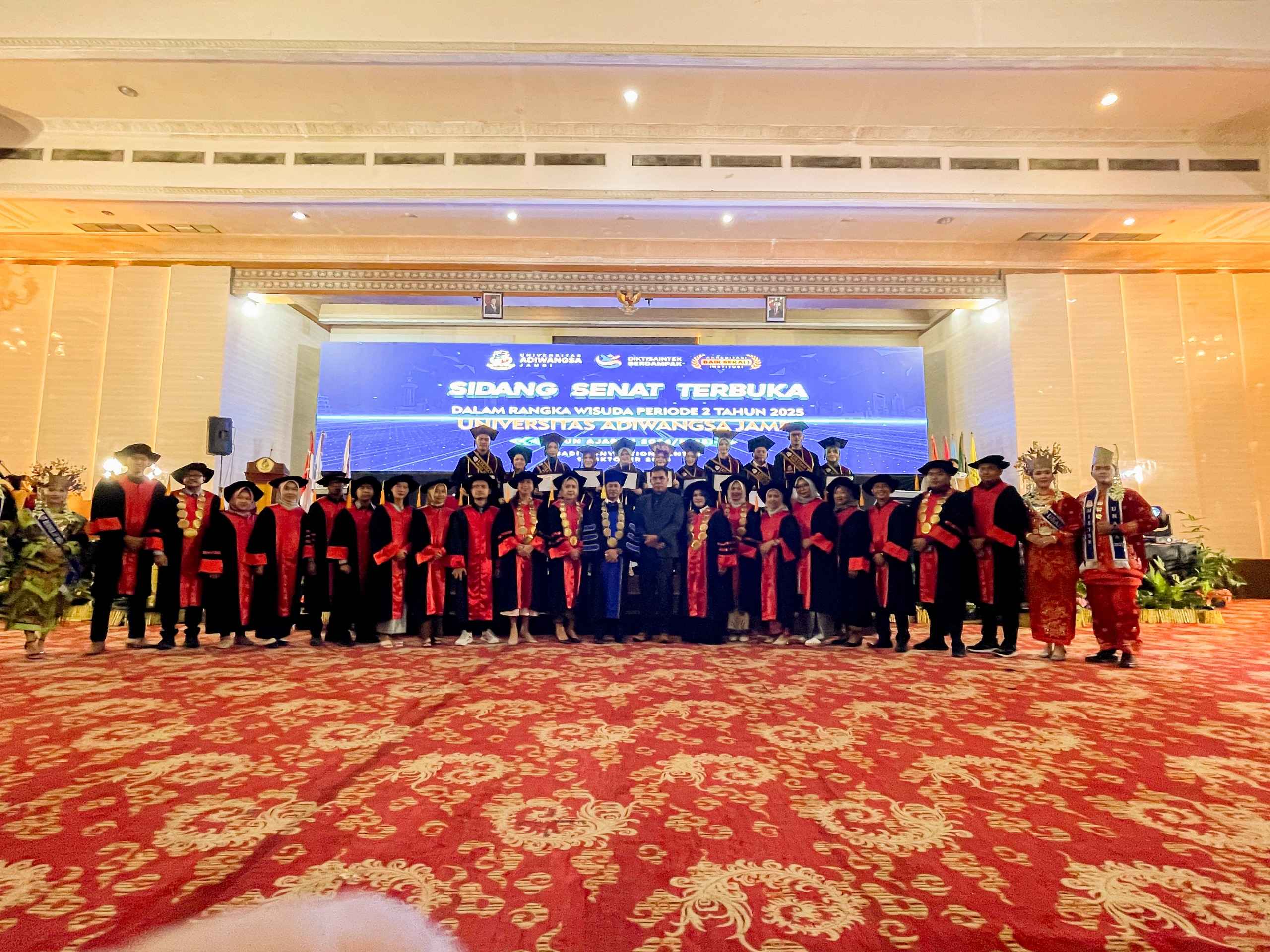 Kampus Swasta Terbaik di Jambi: Universitas Adiwangsa Jambi Sidang Senat Terbuka Periode II Tahun Ajaran 2024/2025