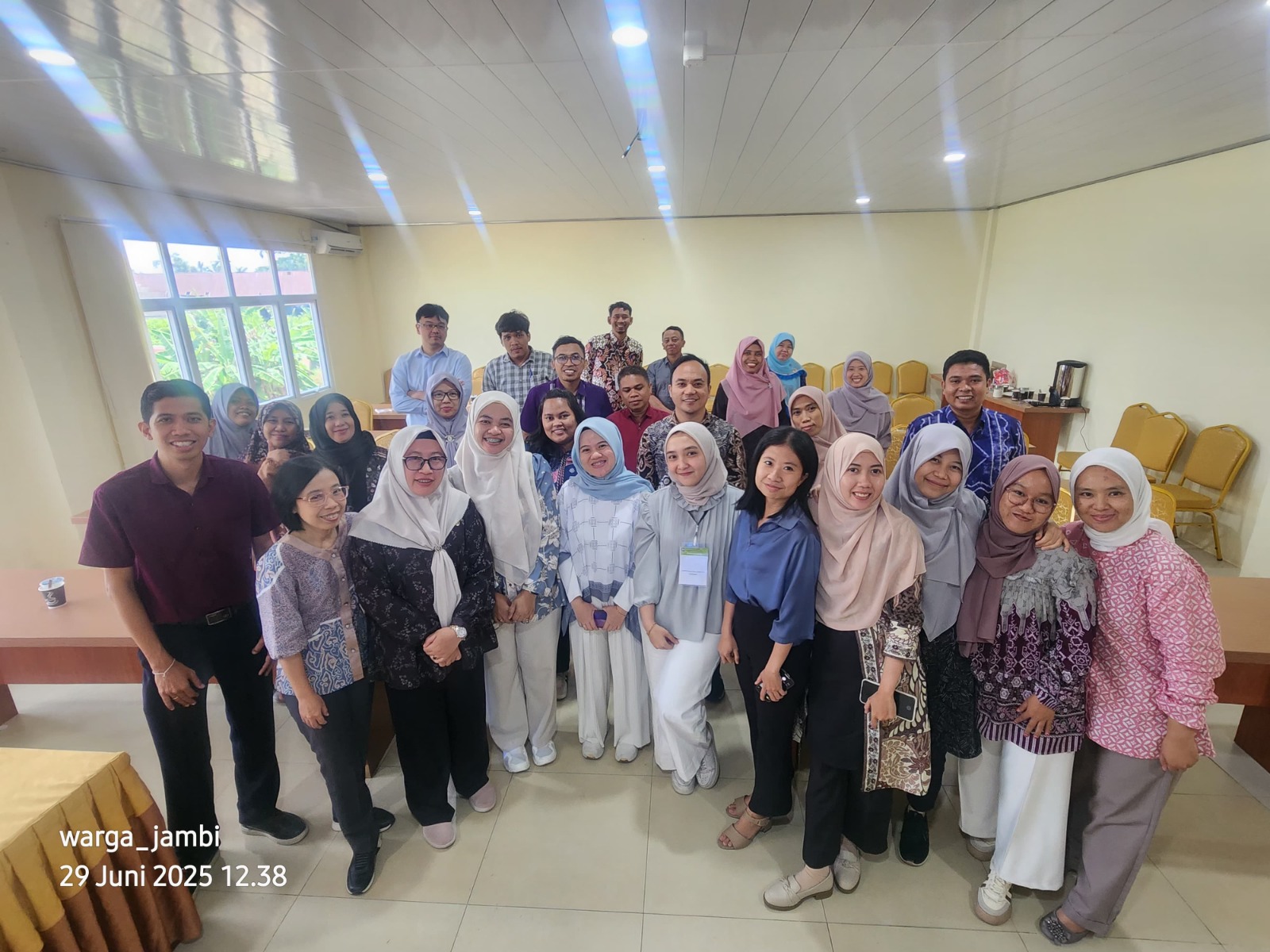 PELATIHAN OSCE PSPPA UNIVERSITAS ADIWANGSA JAMBI Diselenggarakan oleh Asosiasi Pendidikan Tinggi Farmasi Indonesia (APTFI) Bersama Program Studi Profesi Apoteker Universitas Adiwangsa Jambi