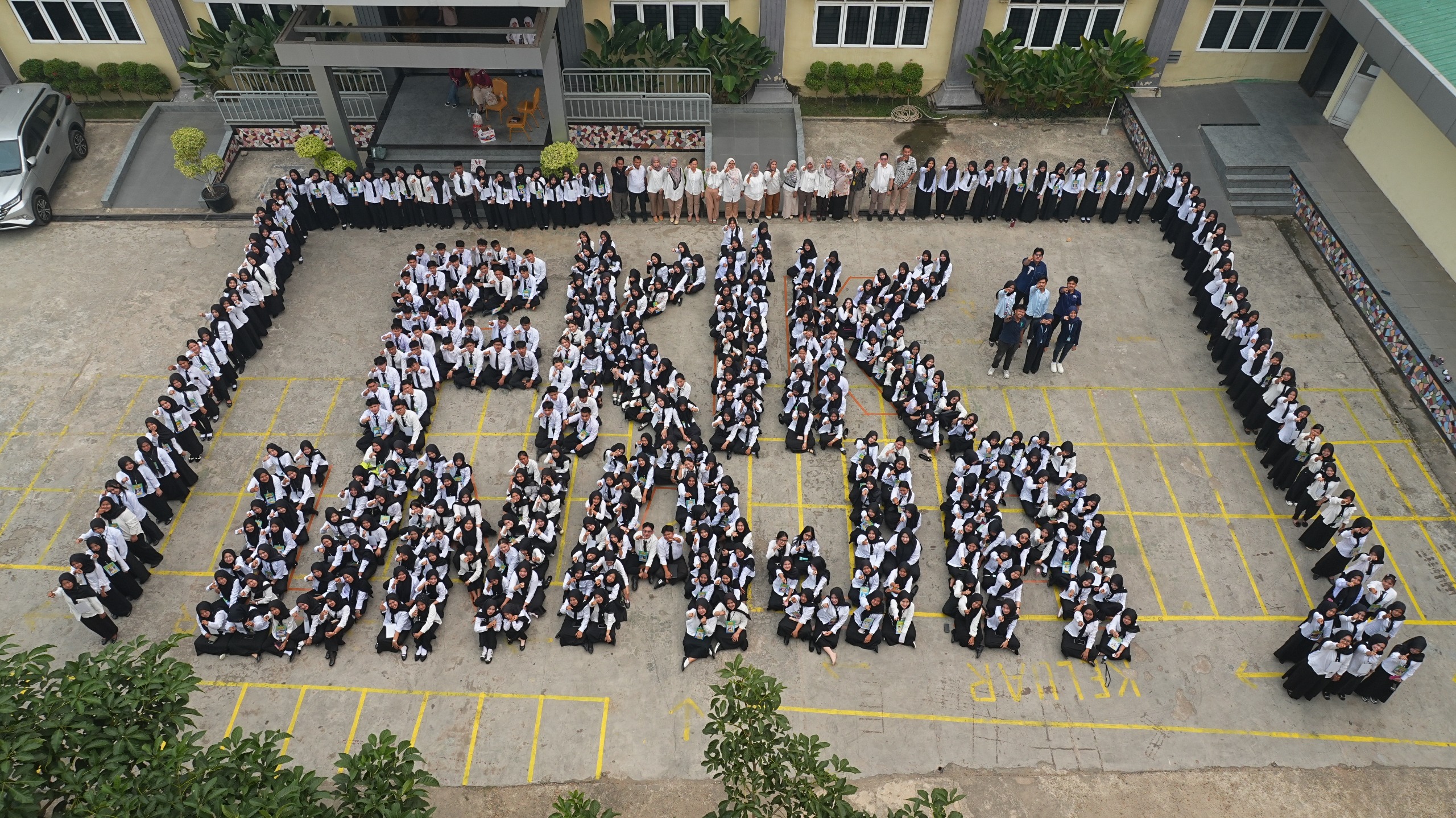 Fakultas Kedokteran dan Ilmu Kesehatan UNAJA Sambut Mahasiswa Baru dalam Rangkaian PKKMB 2026