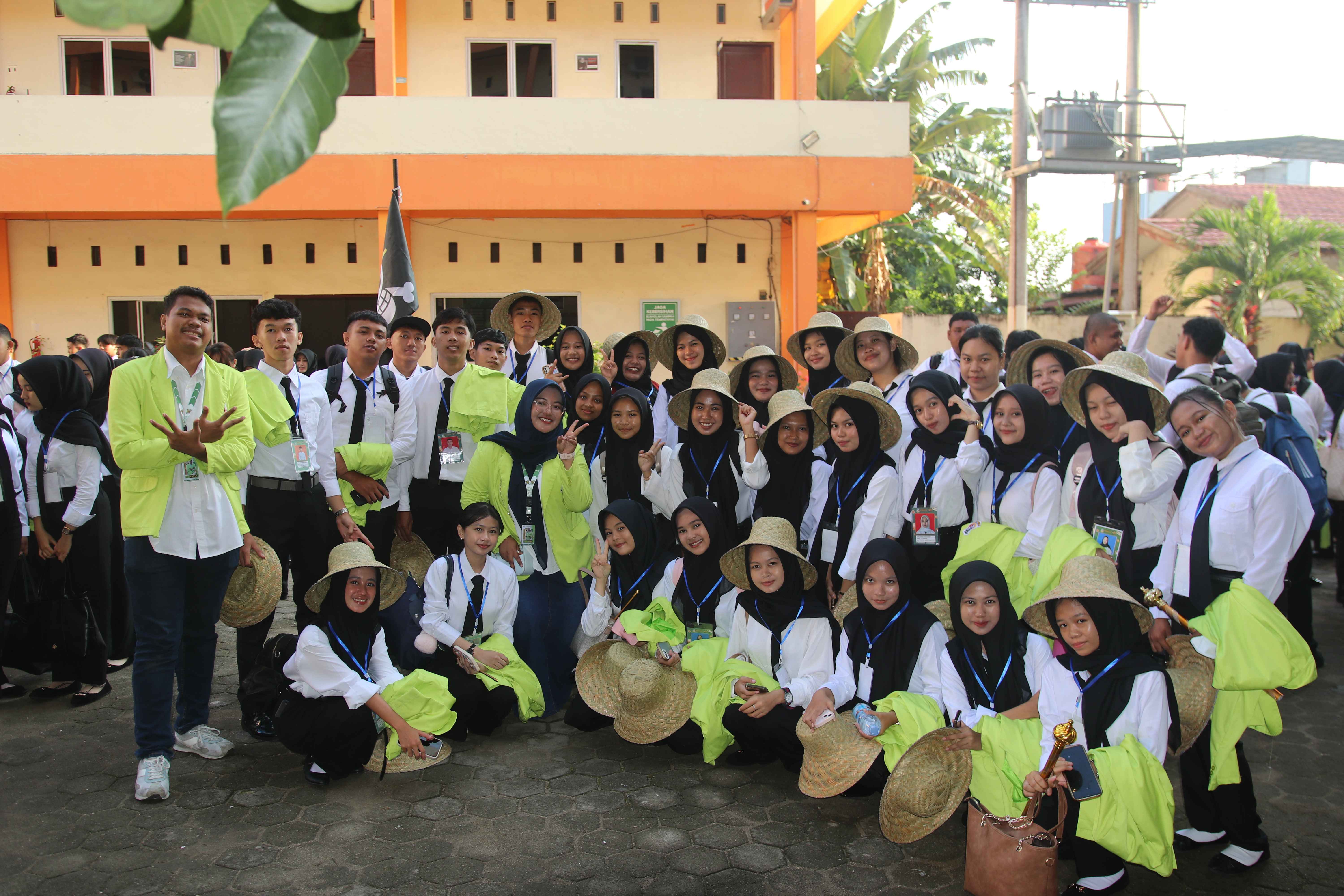 PKKMB UNAJA SKUY 2025 Day 1 Resmi Dibuka: Awal Perjalanan Mahasiswa Baru