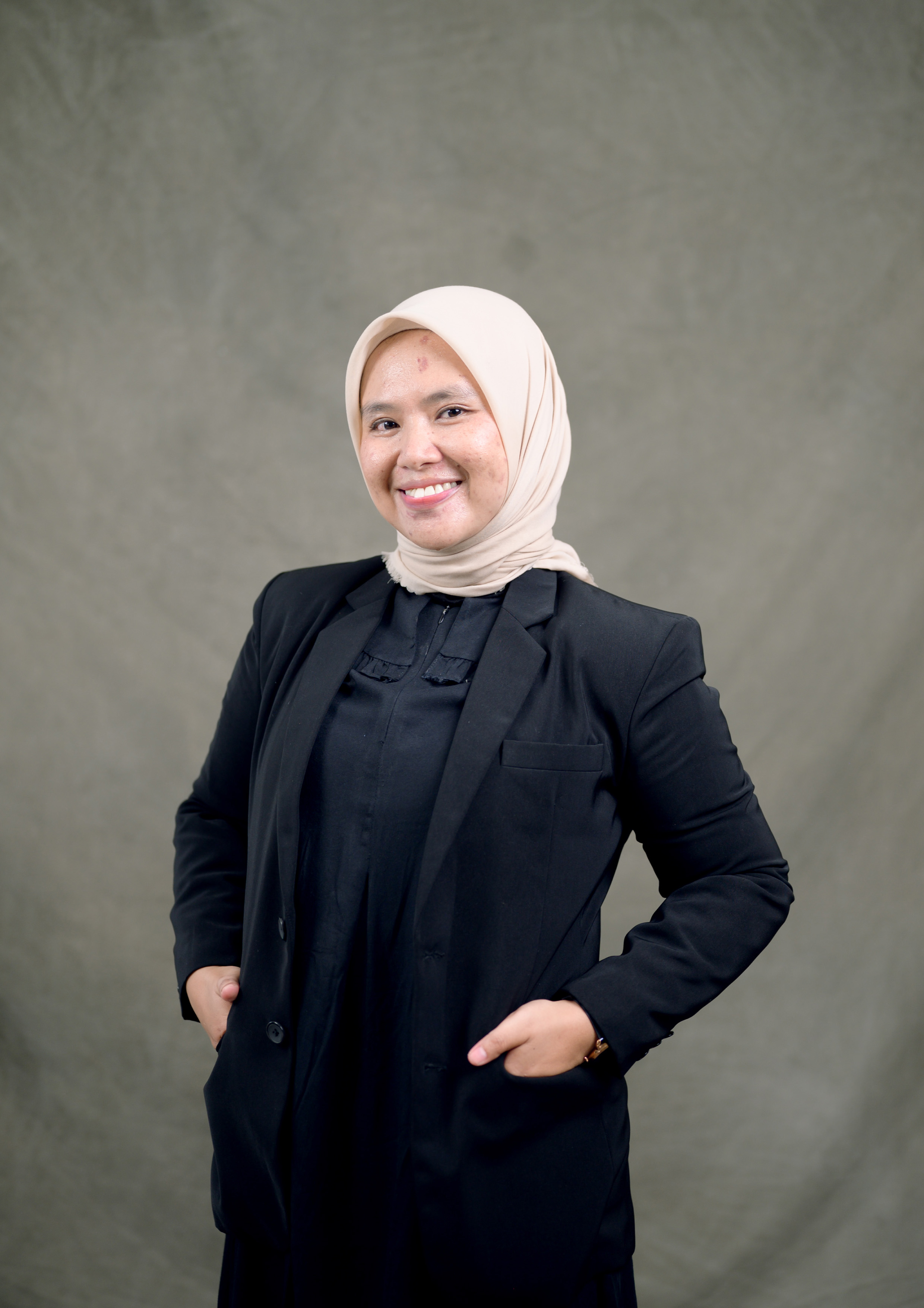 apt. Elpa Giovana Zola, M.Farm